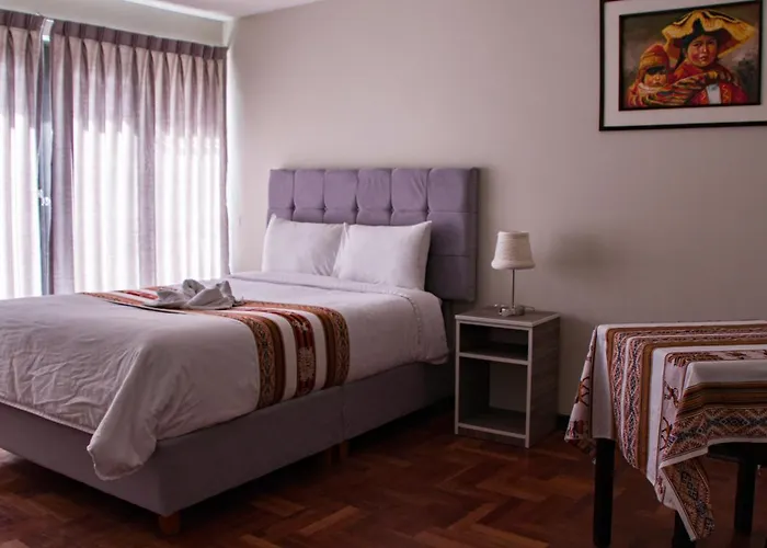 Esmeralda Apartment